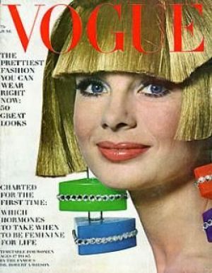 Vintage Vogue magazine covers - wah4mi0ae4yauslife.com - Vintage Vogue June 1966.jpg